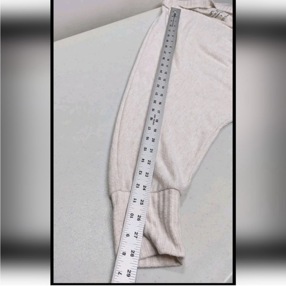 Torrid Super Soft Plush Cocoon Kimono Cardigan Sweater Size 1 - Picture 8 of 9